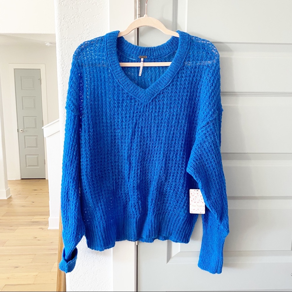 NWT Free People Lulu Open Knit V Neck Sweater - Picture 3 of 5